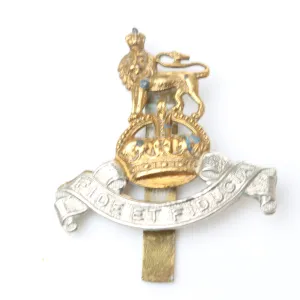 Fide Et Fiducia Cap Badge