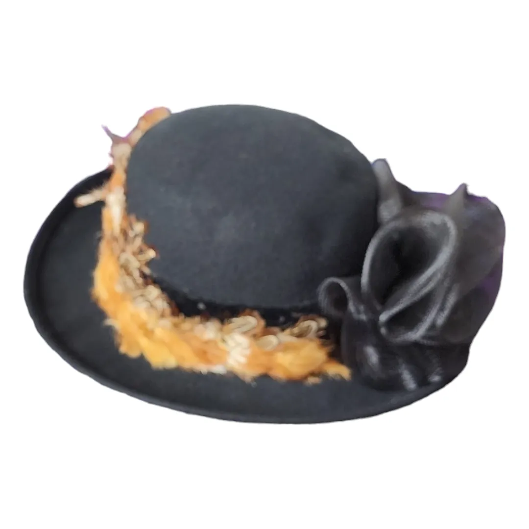 Vintage Black wool and feather hat